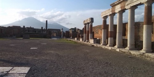 Pompeii, October 24th 79 AD, it started like any other day